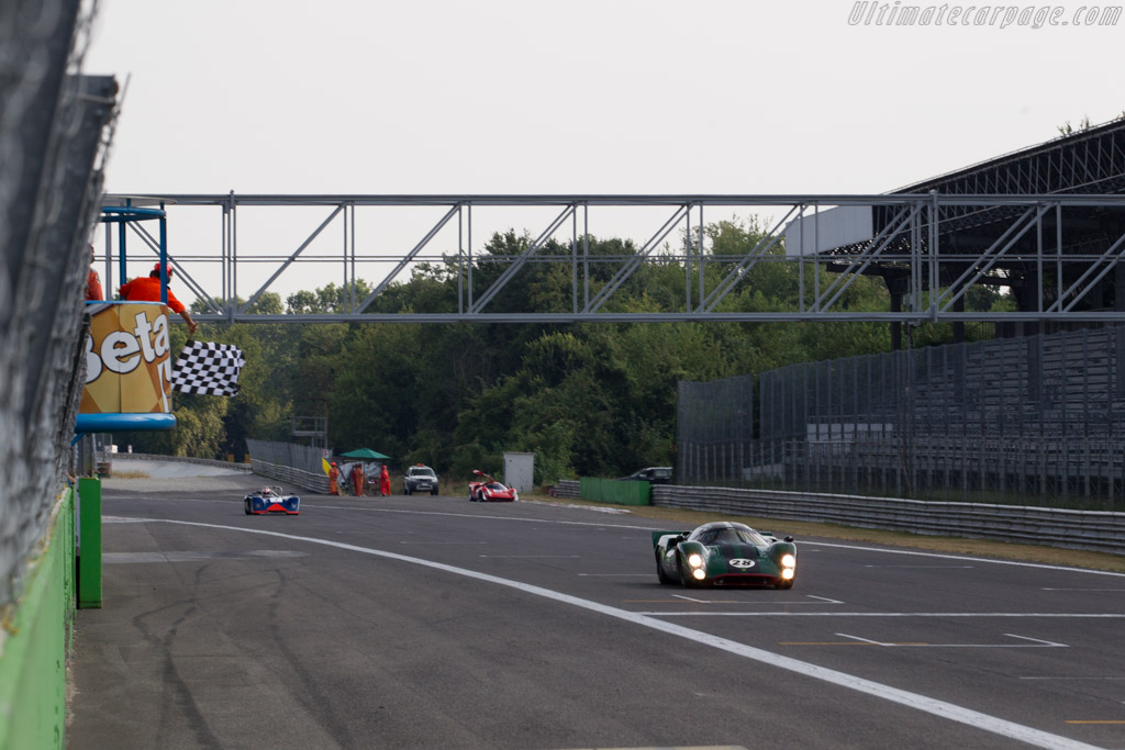 Lola T70 Mk3B Coupe - Chassis: SL76/147 - Driver: David Hart - 2015 Monza Historic