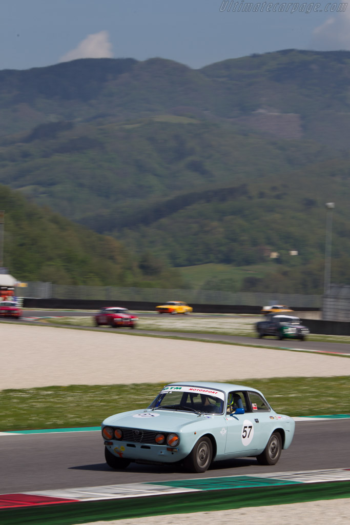 Alfa Romeo GTV 2000  - Driver: Giovanni Verga - 2014 Mugello Classic
