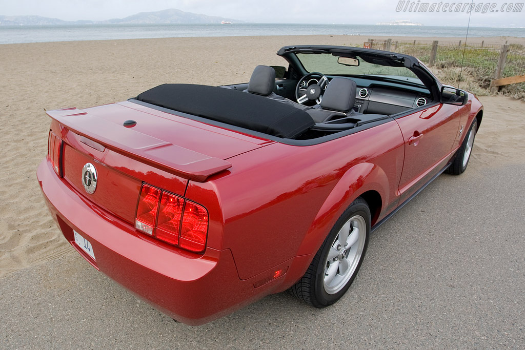 Ford Mustang Convertible
