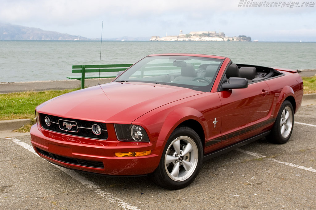 Ford Mustang Convertible