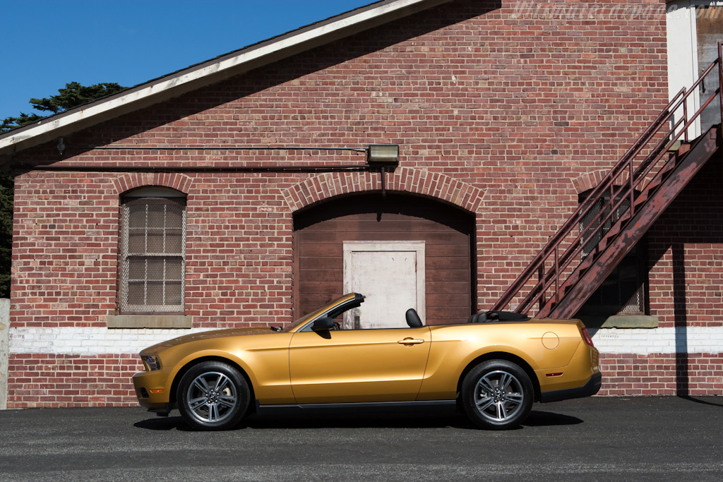2010 Ford Mustang   - 2009 Monterey Classic Car Week