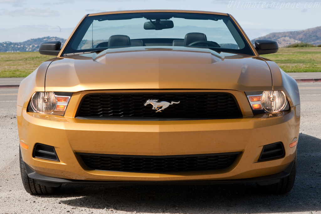 2010 Ford Mustang   - 2009 Monterey Classic Car Week