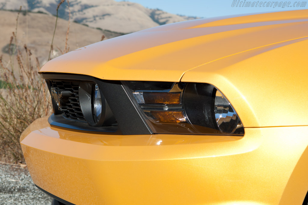 Ford Mustang GT 5.0   - 2011 Monterey Classic Car Week