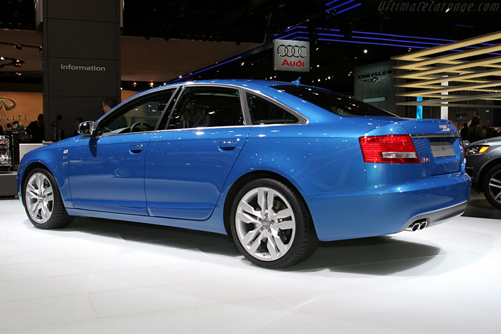 Audi S6   - 2006 North American International Auto Show (NAIAS)
