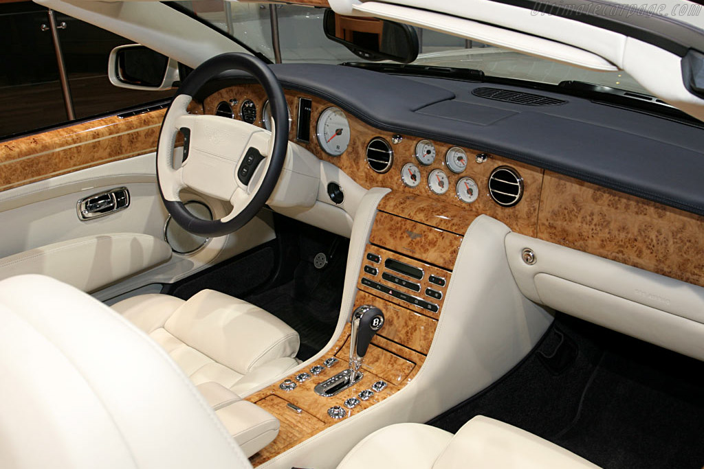 Bentley Azure   - 2006 North American International Auto Show (NAIAS)