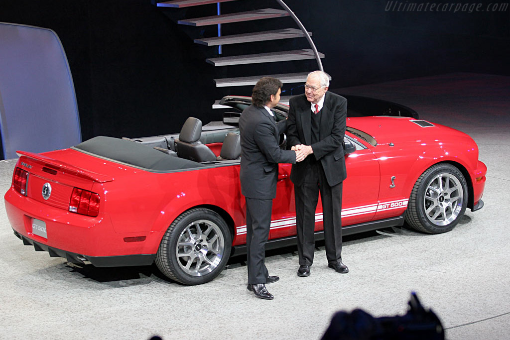 Ford Mustang GT500 Convertible   - 2006 North American International Auto Show (NAIAS)