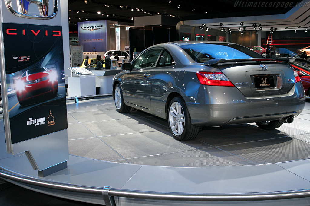 Honda Civic   - 2006 North American International Auto Show (NAIAS)