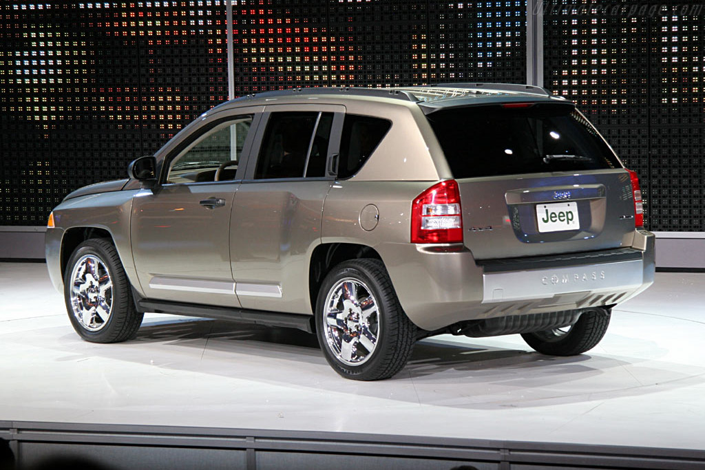 Jeep Compass   - 2006 North American International Auto Show (NAIAS)