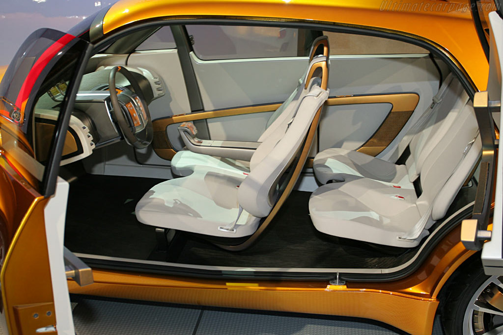 Mitsubishi CT-Concept MIEV   - 2006 North American International Auto Show (NAIAS)