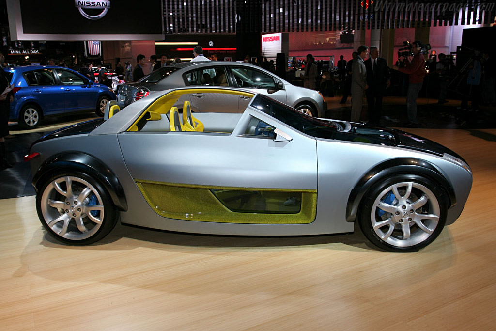 Nissan Urge Concept   - 2006 North American International Auto Show (NAIAS)
