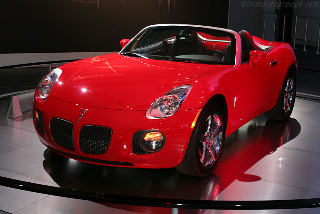 Pontiac Solstice GXP   - 2006 North American International Auto Show (NAIAS)
