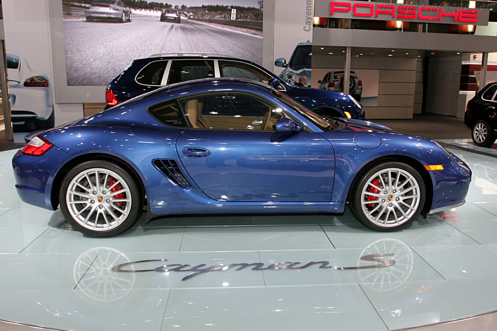 Porsche Cayman S   - 2006 North American International Auto Show (NAIAS)