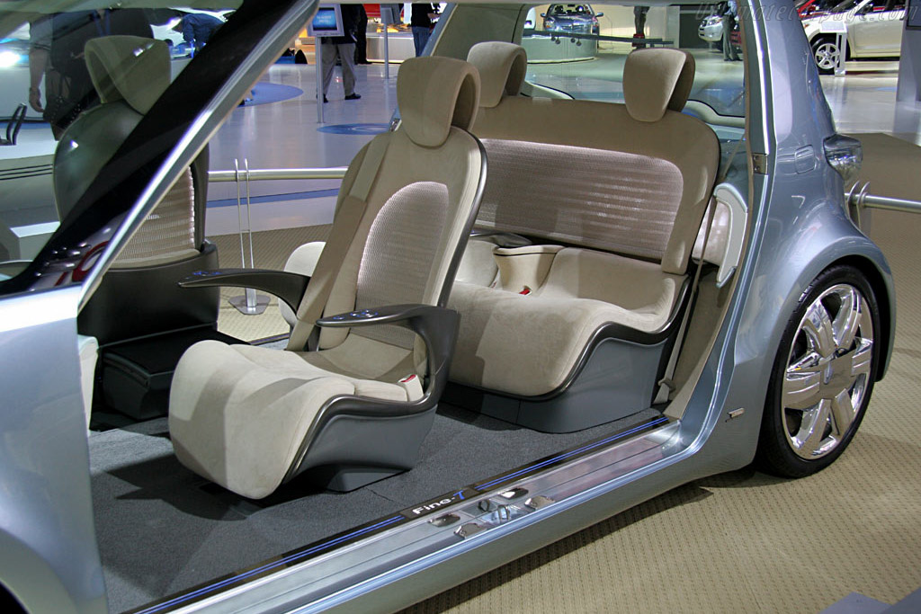 Toyota Fine-T Concept   - 2006 North American International Auto Show (NAIAS)