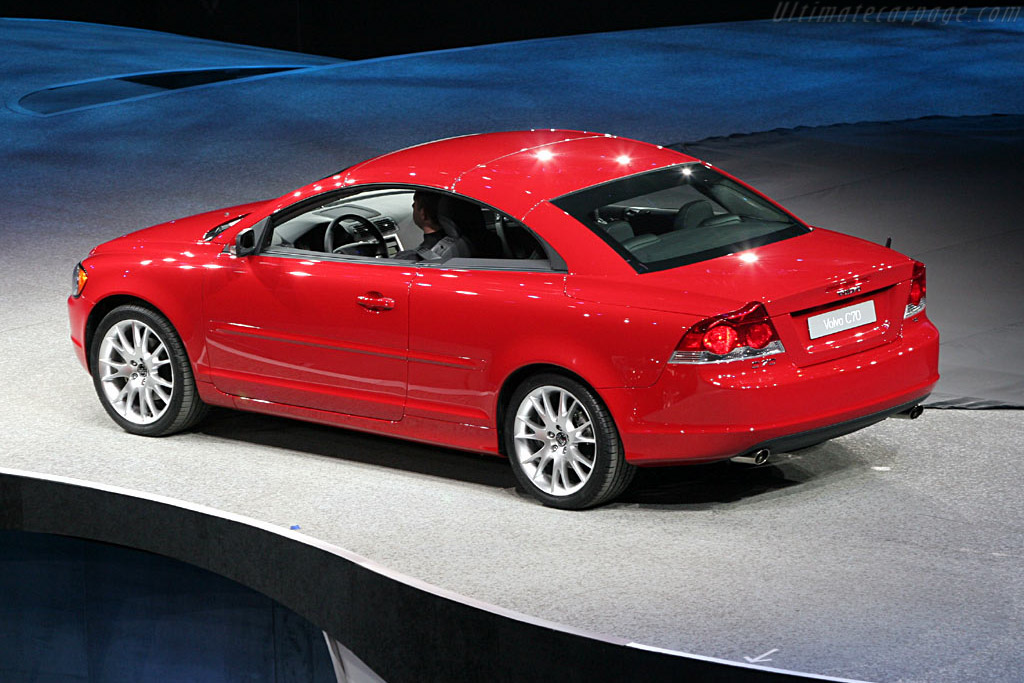 Volvo C70   - 2006 North American International Auto Show (NAIAS)