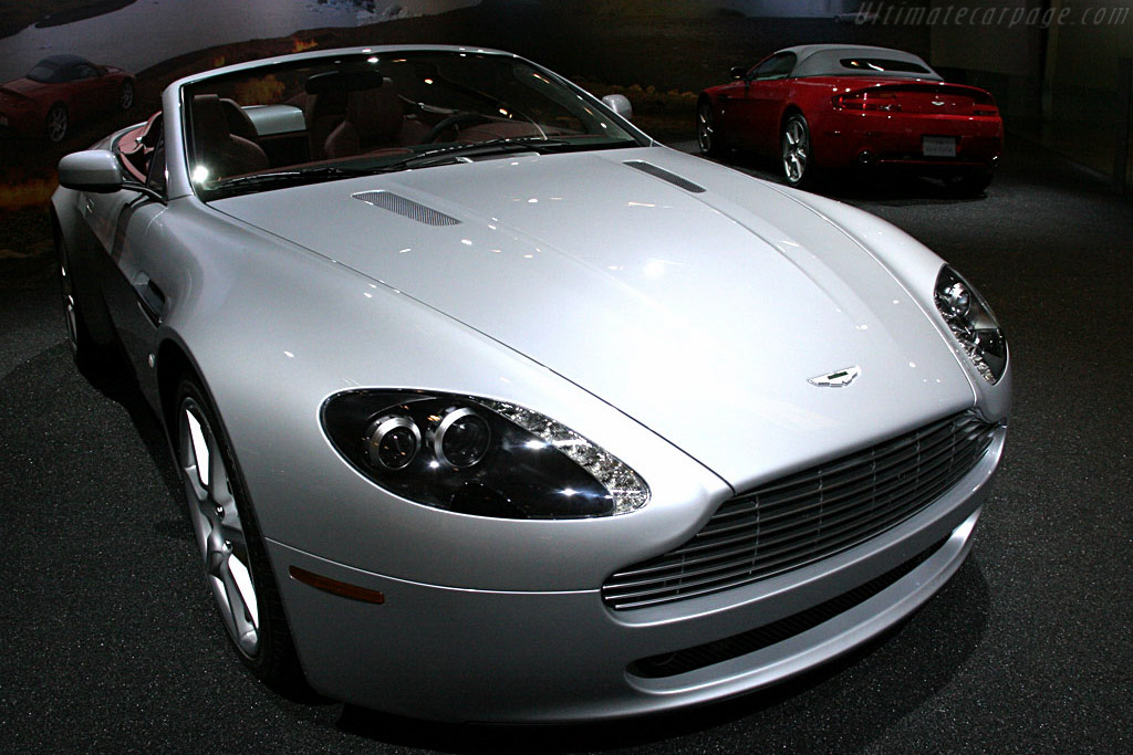 Aston Martin V8 Vantage Roadster   - 2007 North American International Auto Show (NAIAS)