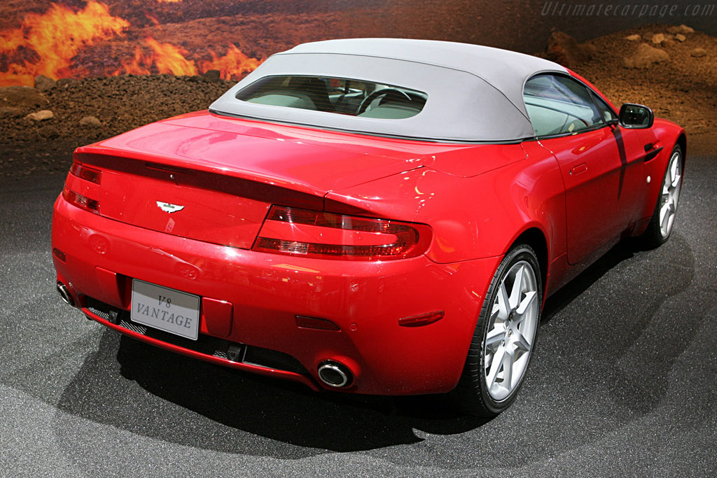 Aston Martin V8 Vantage Roadster   - 2007 North American International Auto Show (NAIAS)