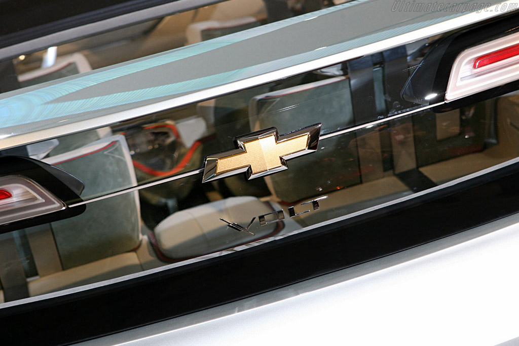 Chevrolet Volt Concept   - 2007 North American International Auto Show (NAIAS)