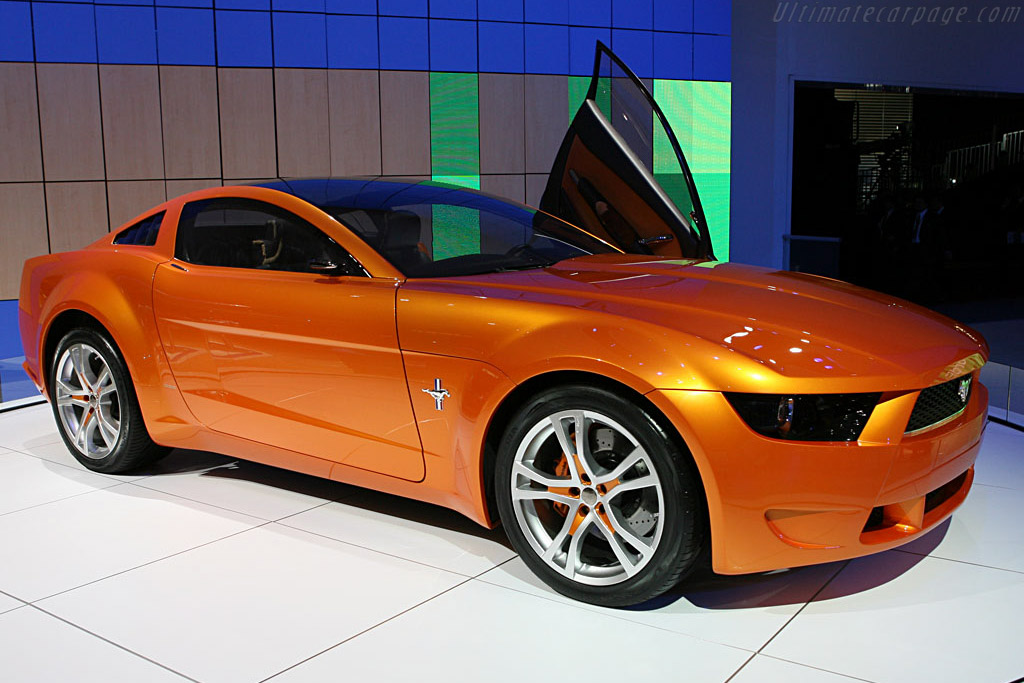Ford Mustang by Giugiaro   - 2007 North American International Auto Show (NAIAS)