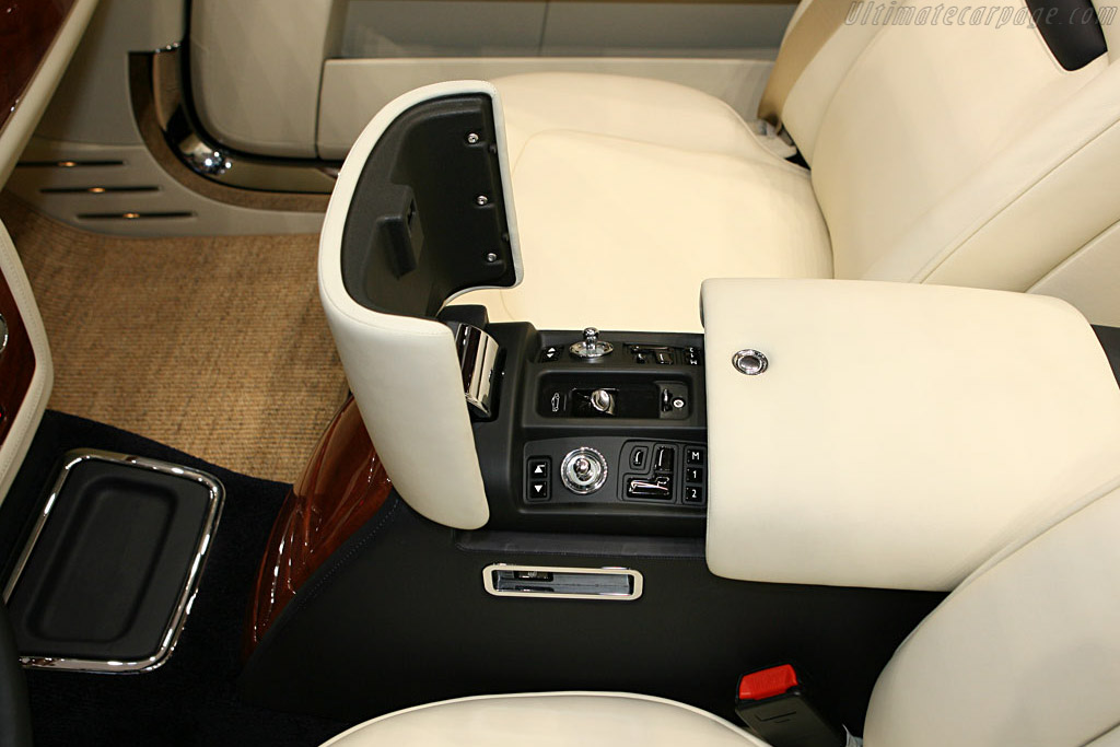 Rolls-Royce Phantom Drophead Coupe   - 2007 North American International Auto Show (NAIAS)
