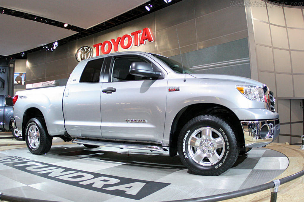 Toyota Tundra   - 2007 North American International Auto Show (NAIAS)