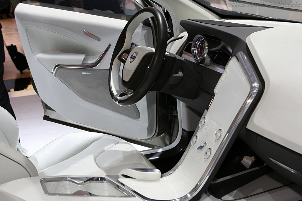 Volvo XC60 Concept   - 2007 North American International Auto Show (NAIAS)