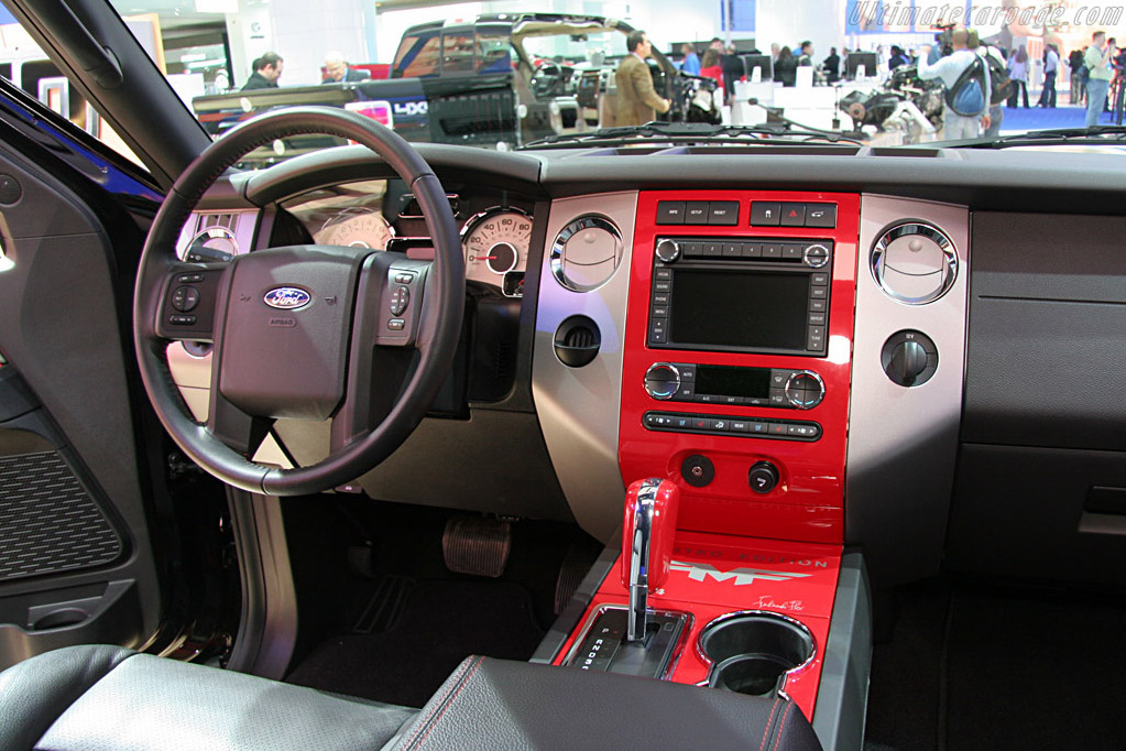 Ford Expedition 'Funkmaster Flex'   - 2008 North American International Auto Show (NAIAS)