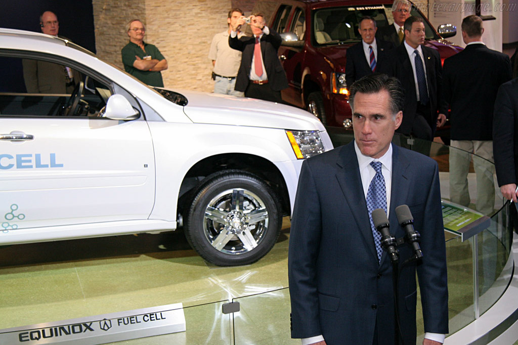 Mitt Romney   - 2008 North American International Auto Show (NAIAS)