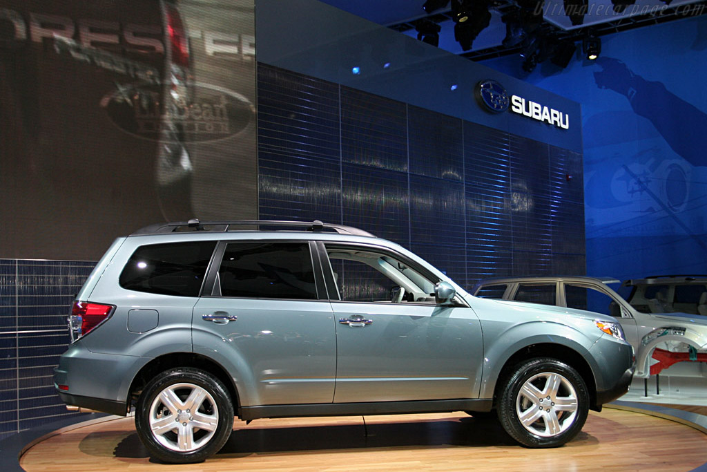 Subaru Forester   - 2008 North American International Auto Show (NAIAS)