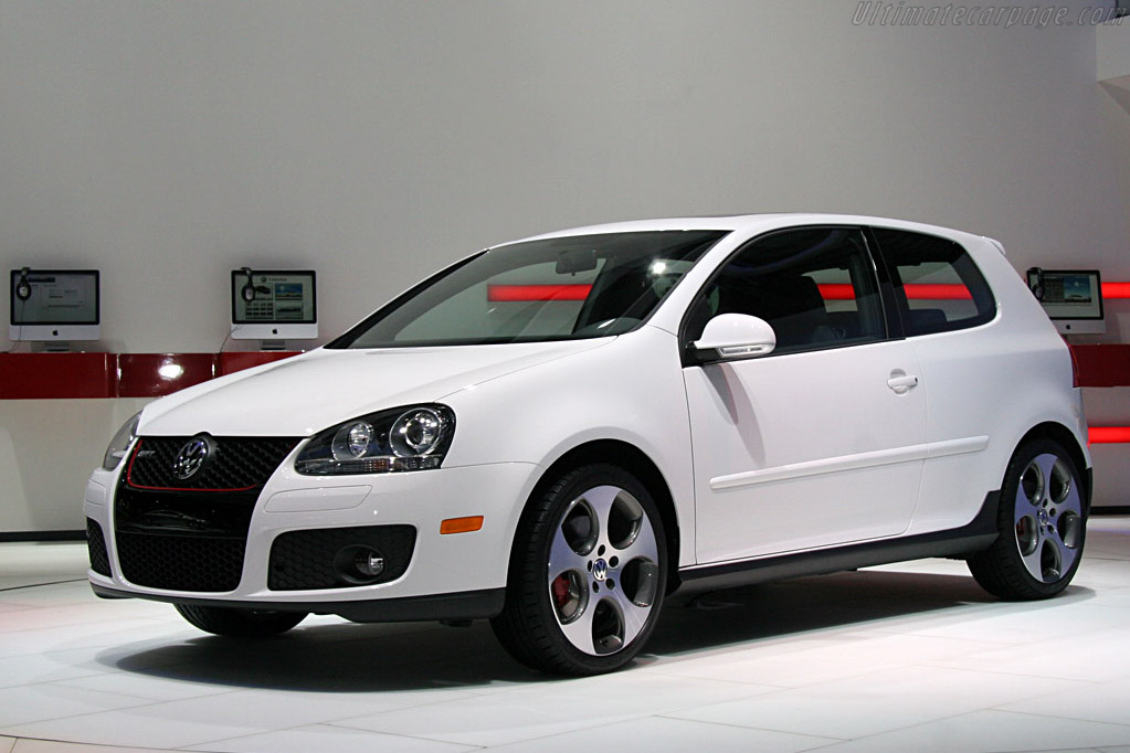 Volkswagen Golf GTi   - 2008 North American International Auto Show (NAIAS)