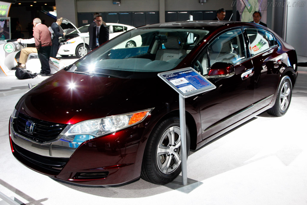 Honda FCX Clarity