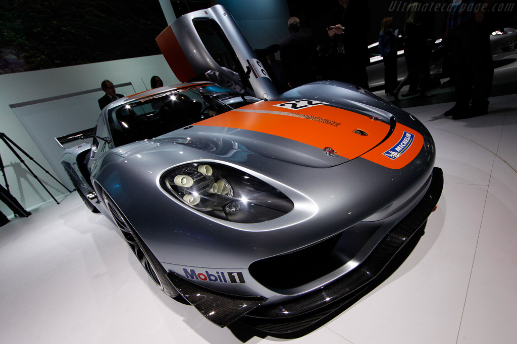 Porsche 918 RSR Concept