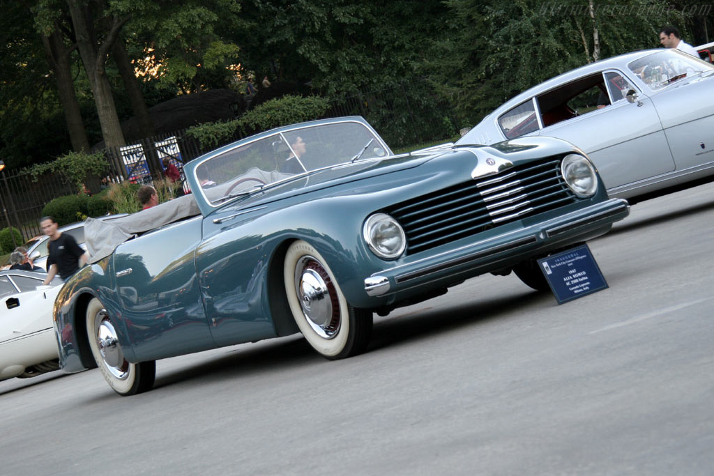 Alfa Romeo 6C 2500 S Stablimenti Farina Cabriolet - Chassis: 915339  - 2005 New York City Concours d'Elegance