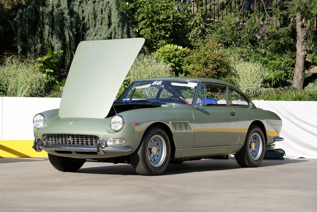 Ferrari 330 GT 2+2   - 2005 New York City Concours d'Elegance