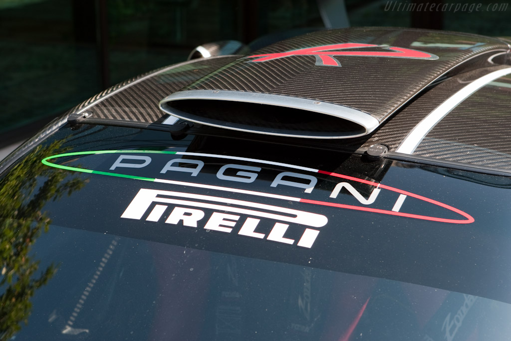 Welcome to Pagani   - Horacio Pagani and his dream in carbon-fibre