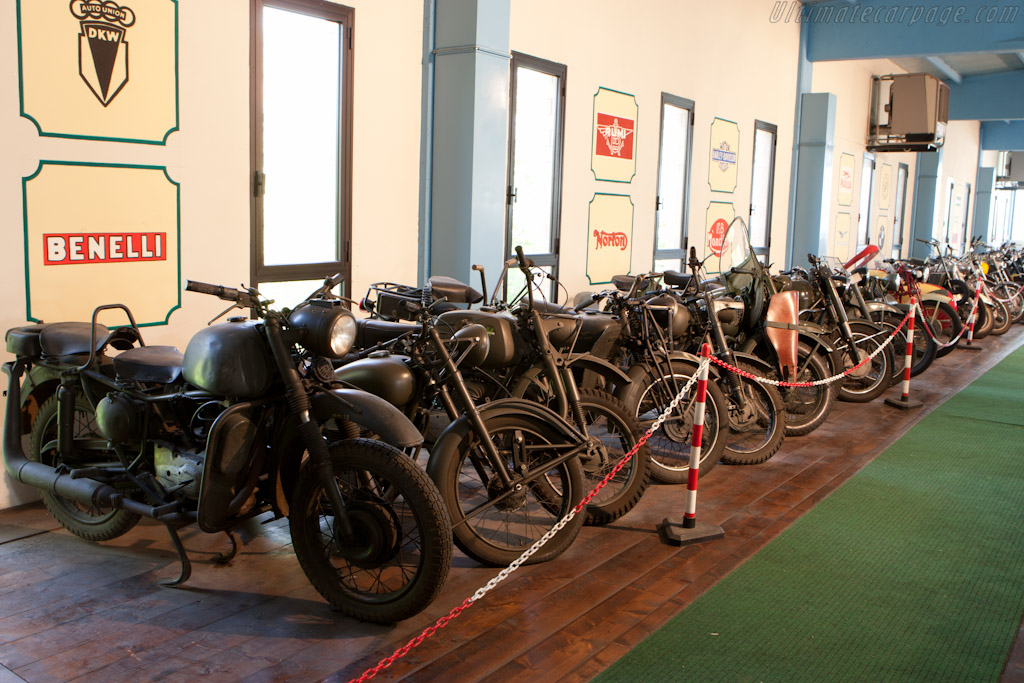 Motorcycles   - Panini Maserati Collection