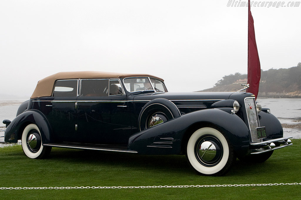 Cadillac 452D V16 Fleetwood Convertible Sedan   - 2008 Pebble Beach Concours d'Elegance