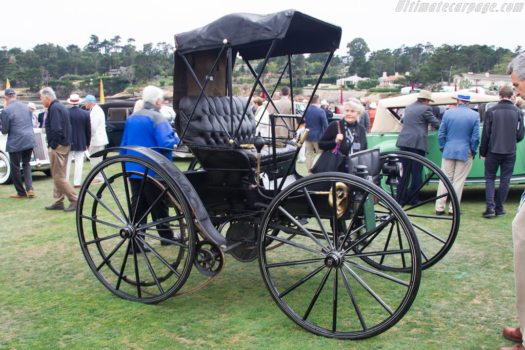 Holsman Model 3 Runabout  - Entrant: Marta Holsman and Henrietta Holsman - 2017 Pebble Beach Concours d'Elegance