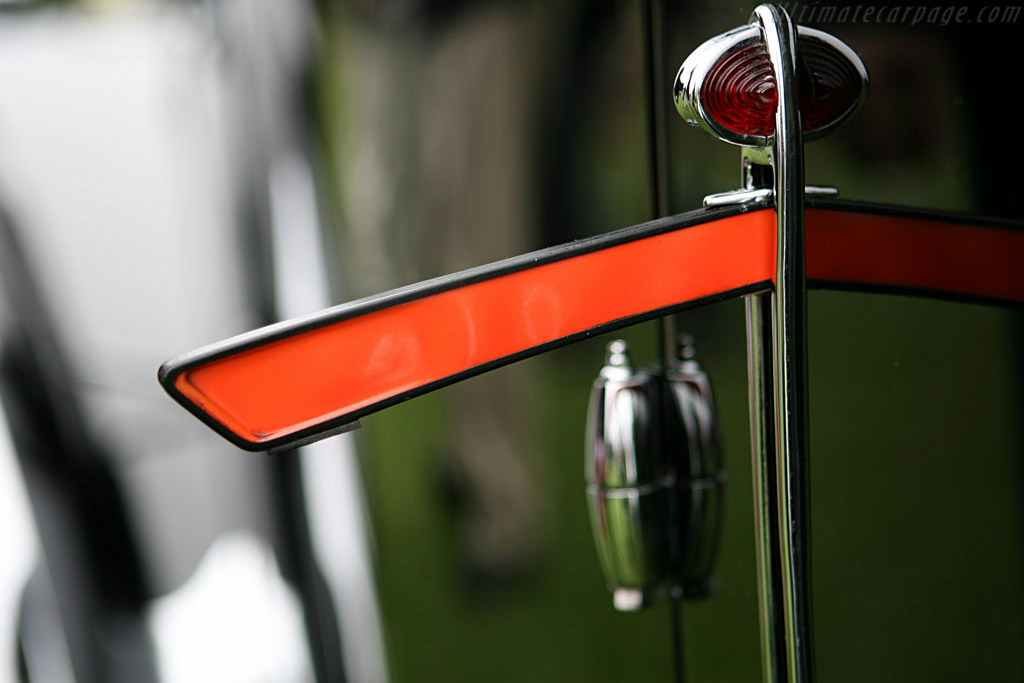 Bugatti Type 57 Paul Nee Pillarless Coupe - Chassis: 57397  - 2006 Pebble Beach Concours d'Elegance