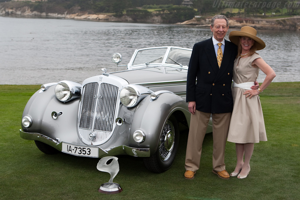 Winning Couple   - 2009 Pebble Beach Concours d'Elegance