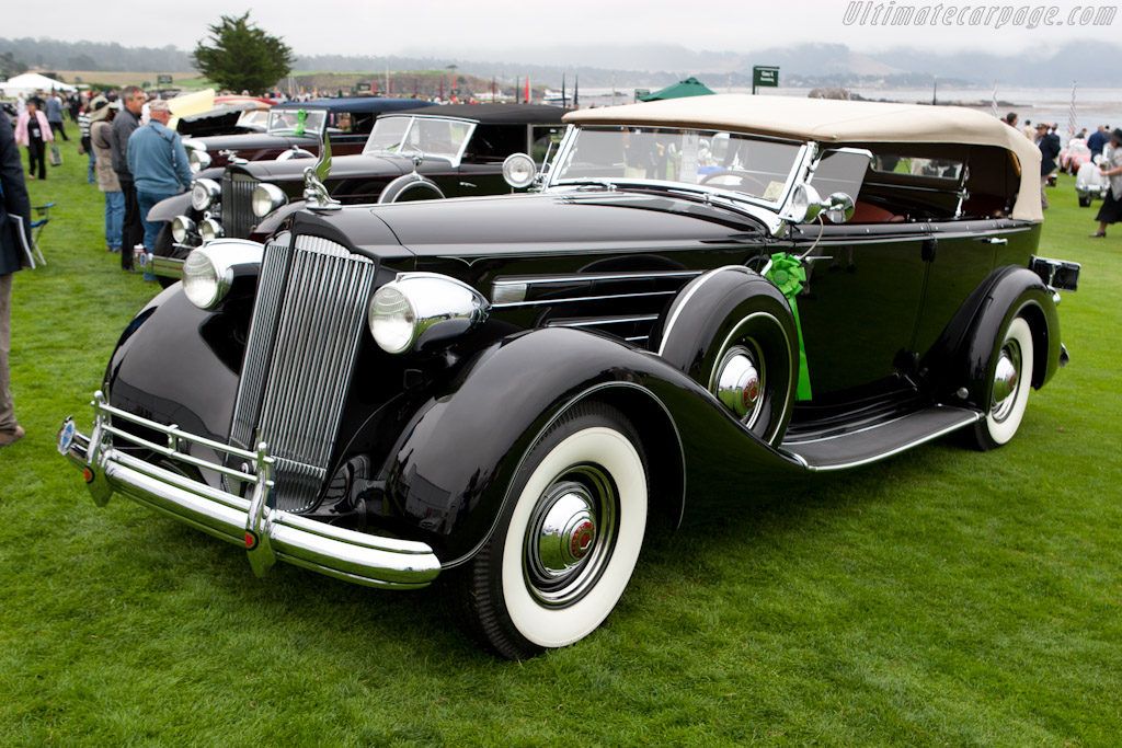 Автомобиль packard twelve