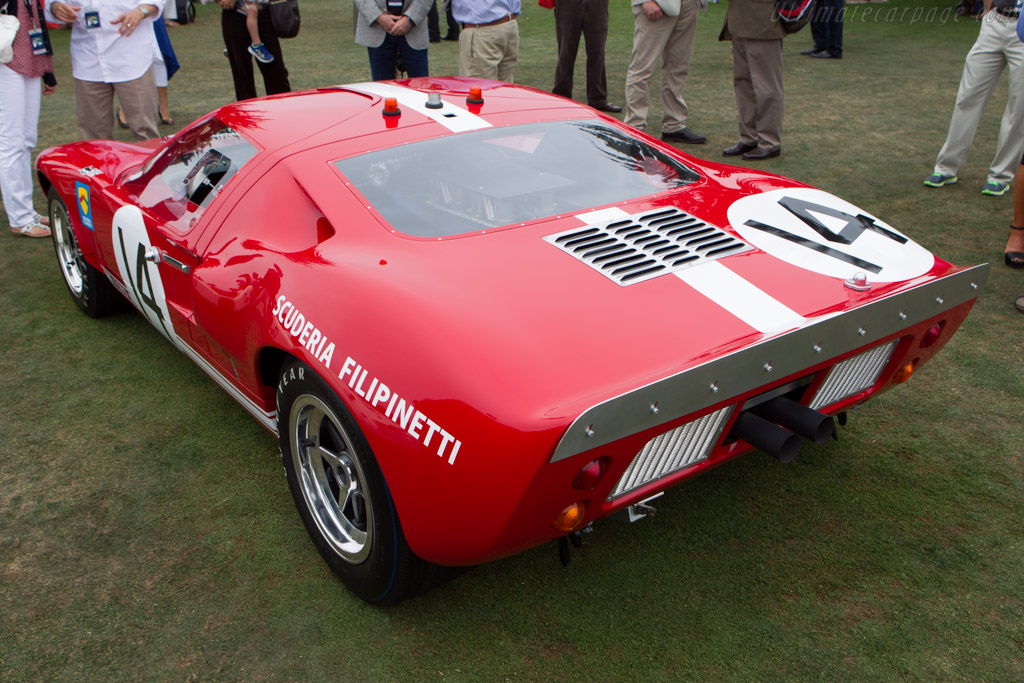 Ford GT40 - Chassis: GT40P/1040 - Entrant: Henry A. Davis - 2013 Pebble Beach Concours d'Elegance