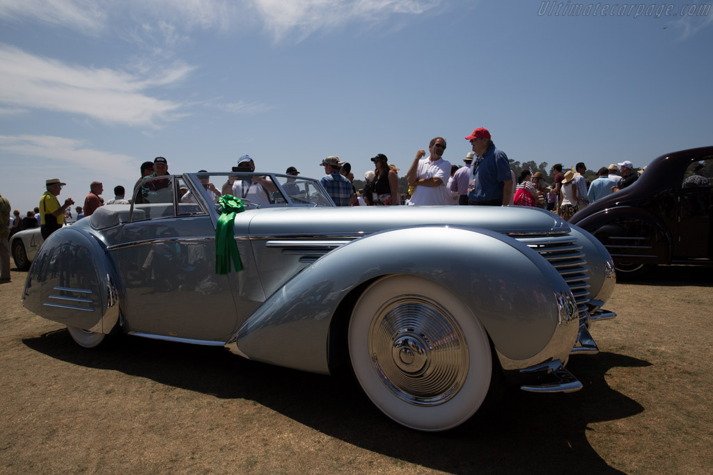 Delahaye 145 Franay Cabriolet - Chassis: 48772/3 - Entrant: Sam & Emily Mann - 2015 Pebble Beach Concours d'Elegance
