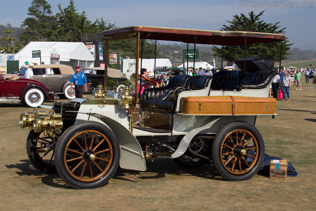 Panhard & Levassor Type B1 Saloon  - Entrant: Merle & Peter Mullin - 2015 Pebble Beach Concours d'Elegance