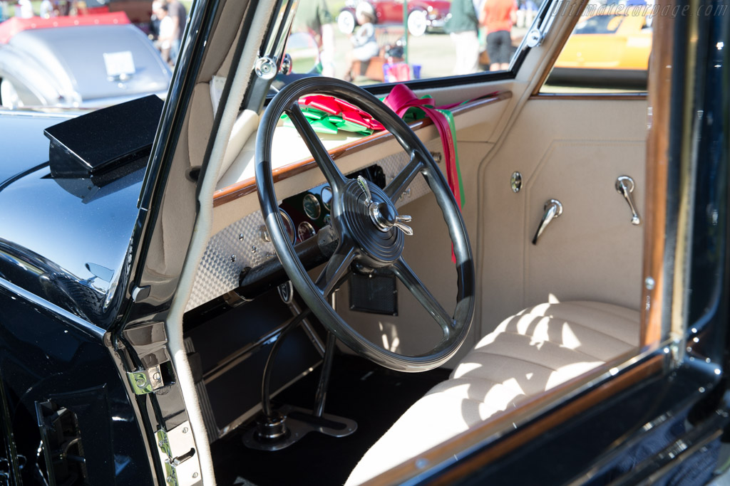 duPont Model G Merrimac Town Car  - Entrant: The Nethercutt Collection - 2015 Pebble Beach Concours d'Elegance