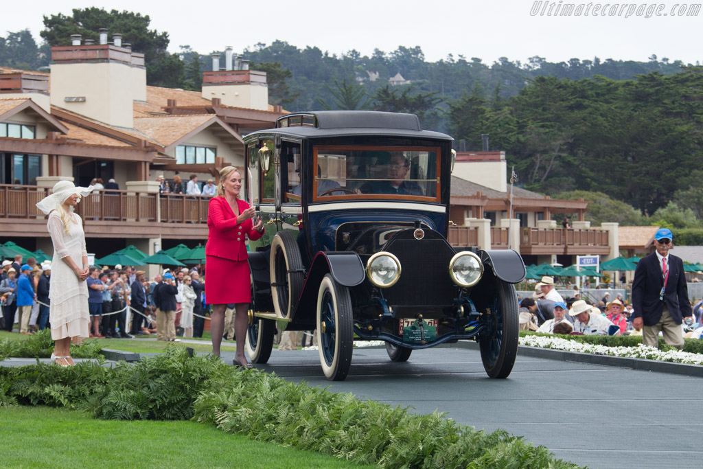 ALCO Model Six Berline Limousine  - Entrant: Crawford Auto Aviation Museum  - 2016 Pebble Beach Concours d'Elegance