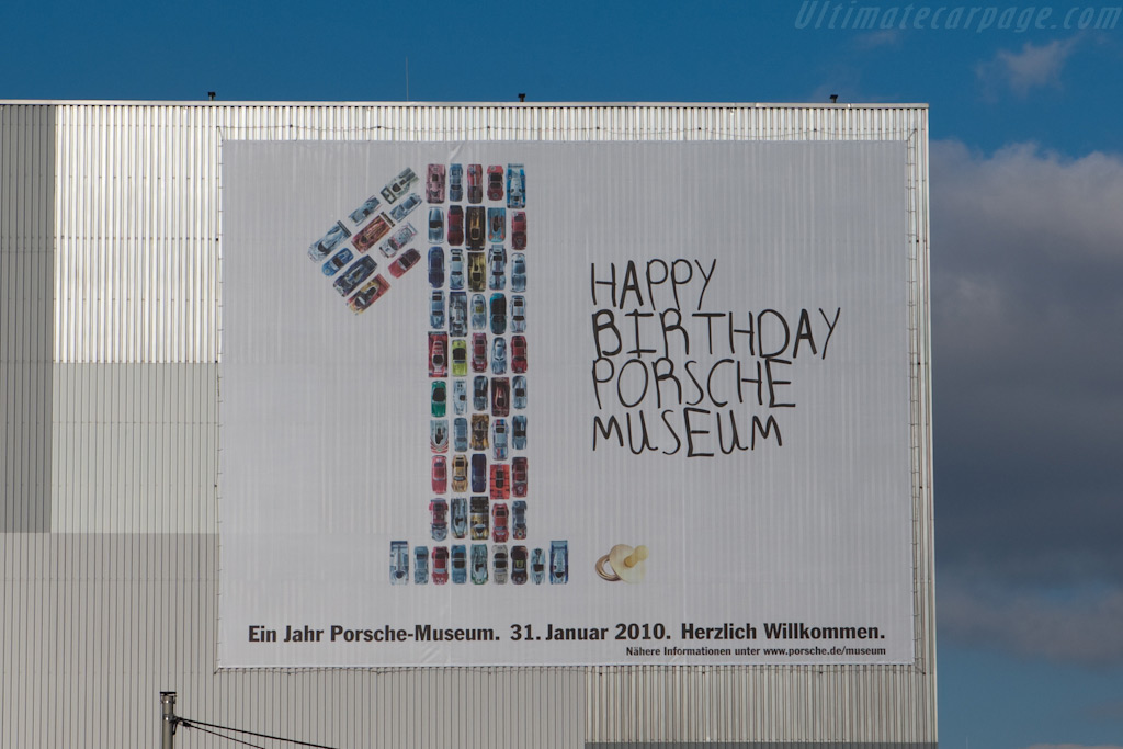 Welcome to the Porsche Museum   - Porsche Museum Visit