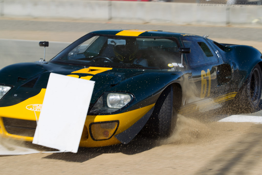 Ford GT40 - Chassis: GT40P/1061 - Driver: Jim Click - 2015 Monterey Motorsports Reunion