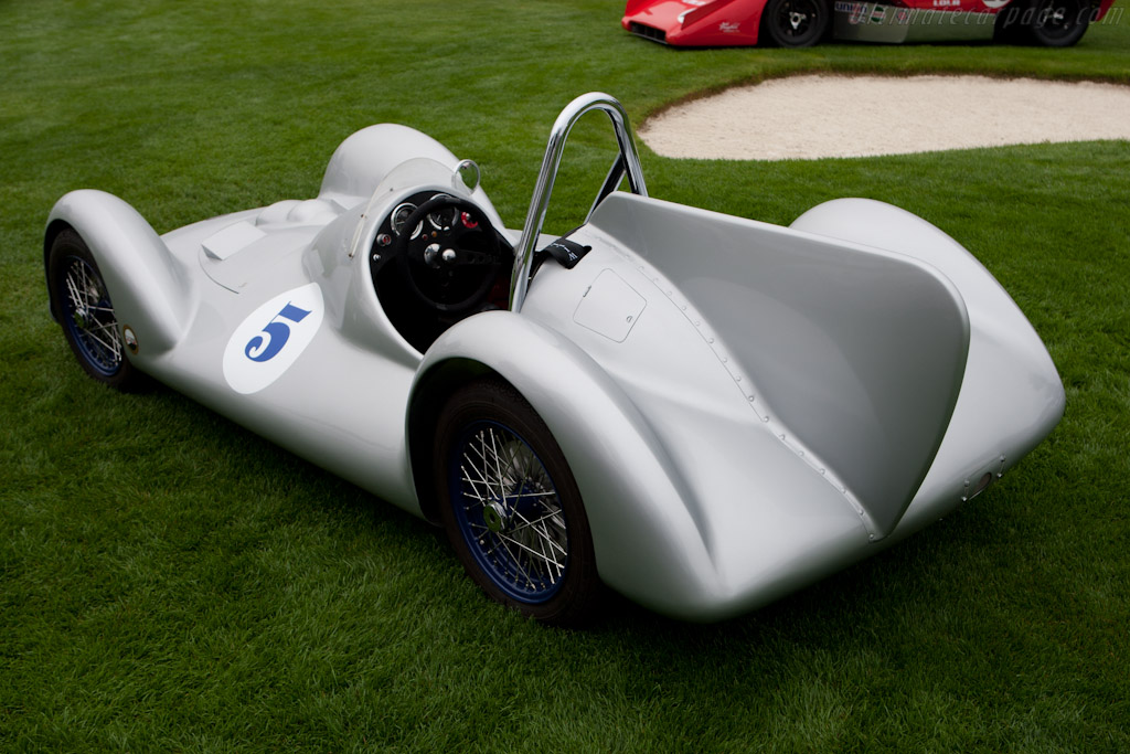 Avia Mk3   - 2010 The Quail, a Motorsports Gathering
