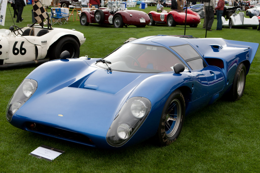 Lola T70 Mk2 Coupe - Chassis: SL71/32 - Driver: James Glickenhaus - 2010 The Quail, a Motorsports Gathering