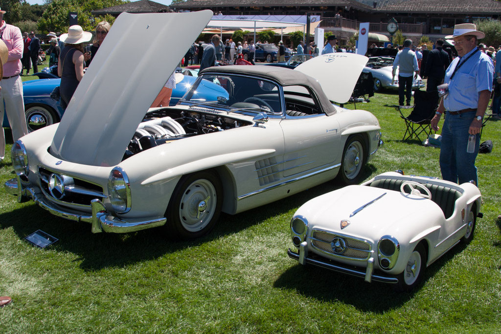 Mercedes-Benz 300 SL Roadster  - Entrant: Nick Clemence - 2014 The Quail, a Motorsports Gathering